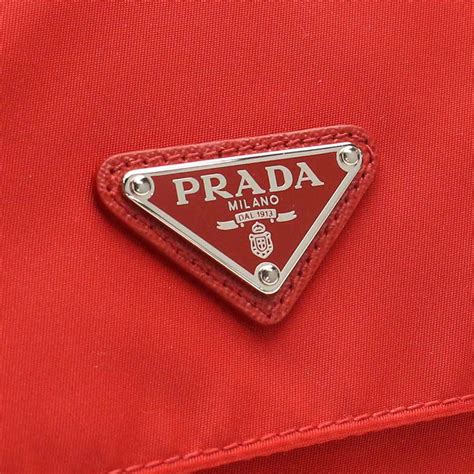 outlet da prada na italia|prada online outlet store real.